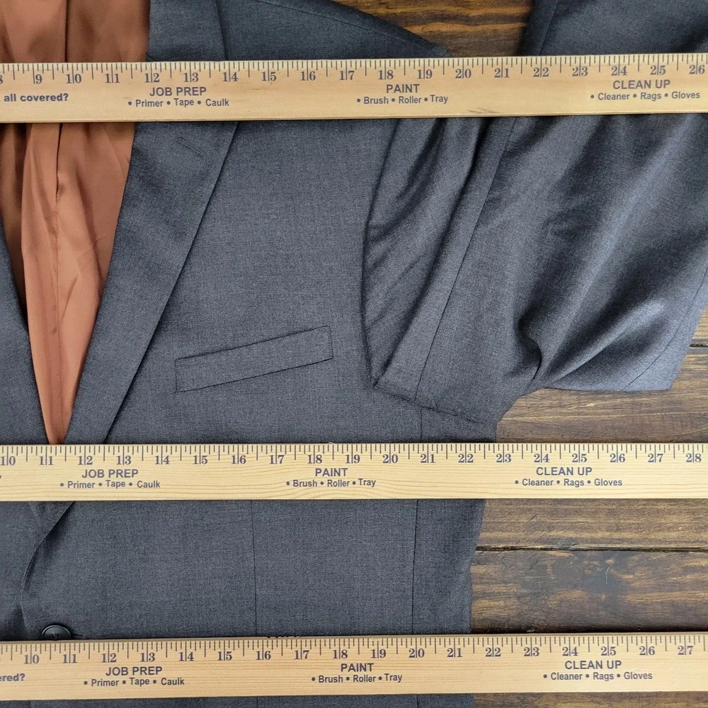 JOS A‎ BANK Men's Sport Coat Blazer Two Button Gray Wool SLIM FIT Sz 44S
